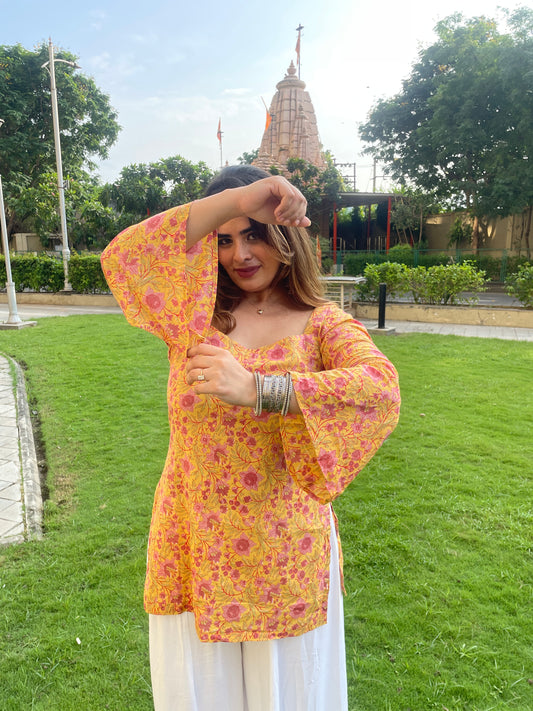 Aruna Kurti